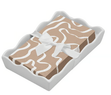 Load image into Gallery viewer, Guest Towels w/ Ceramic Tray