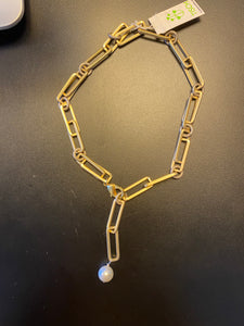 Gold Chain Necklace with one pearl